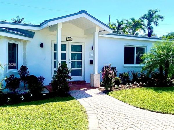 255 Ridgewood Rd, Key Biscayne, FL 33149