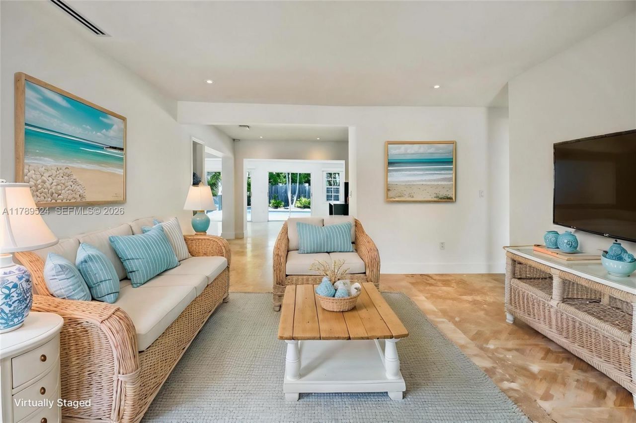 255 Ridgewood Rd, Key Biscayne, FL 33149 Photo