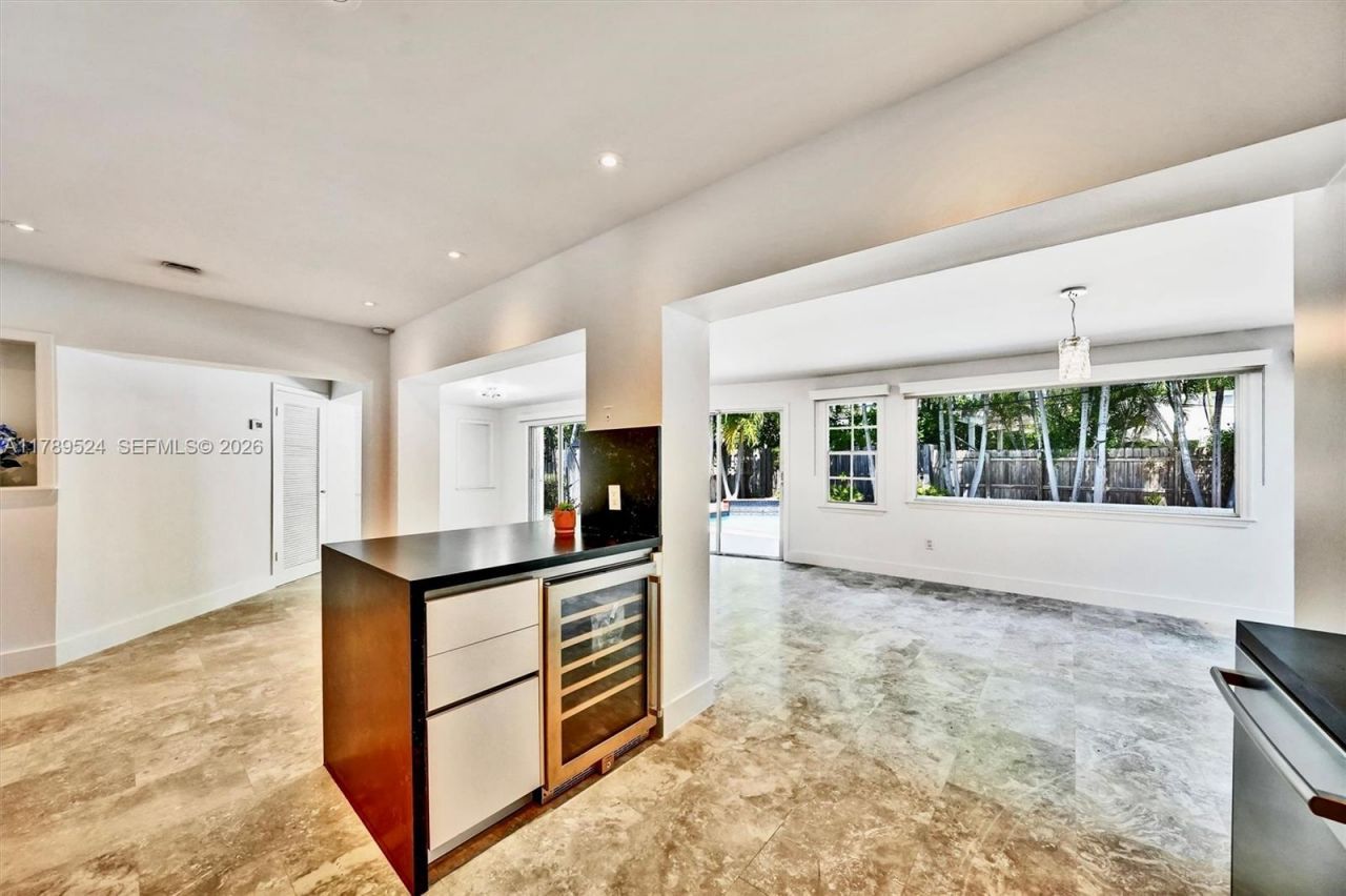 255 Ridgewood Rd, Key Biscayne, FL 33149 Photo
