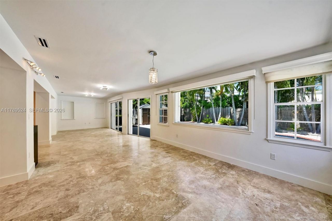 255 Ridgewood Rd, Key Biscayne, FL 33149 Photo