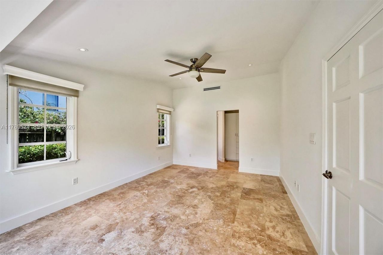 255 Ridgewood Rd, Key Biscayne, FL 33149 Photo