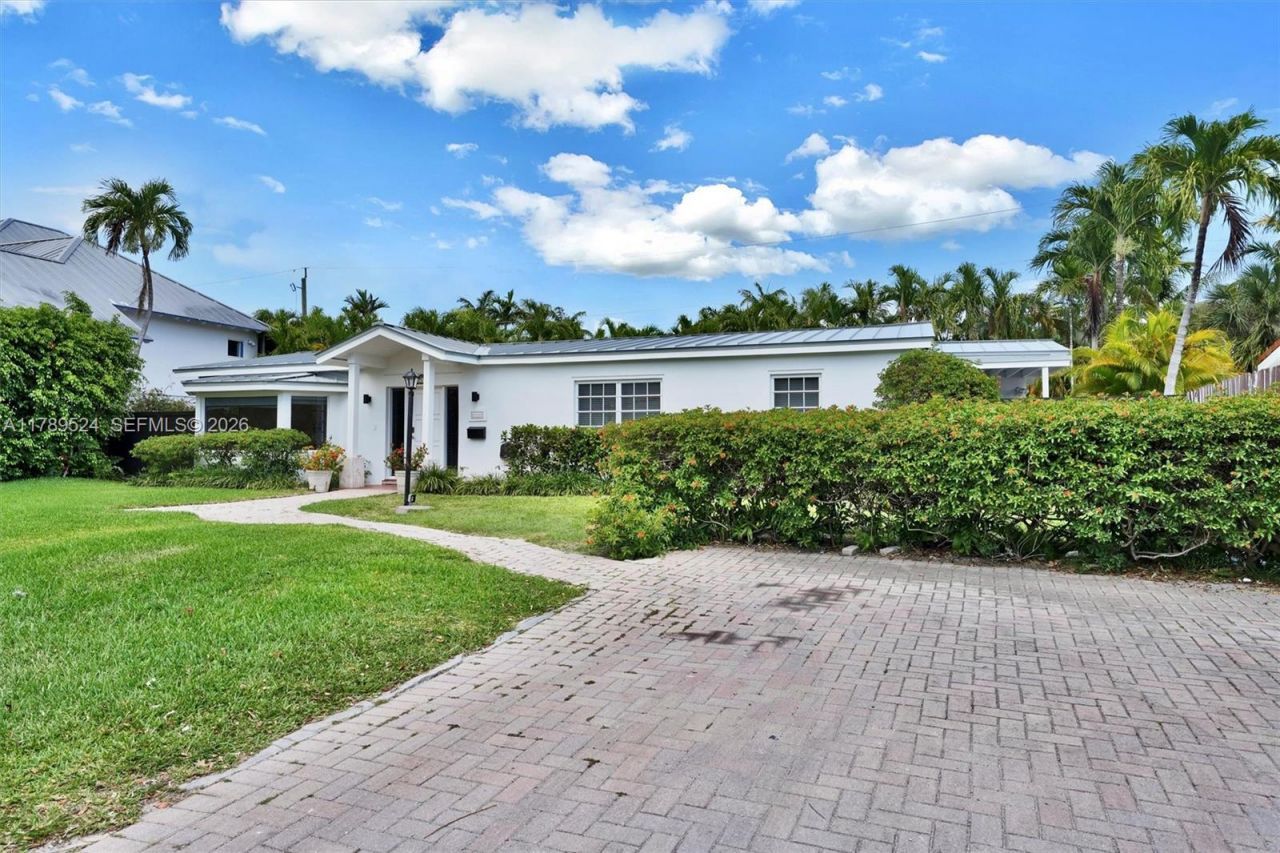 255 Ridgewood Rd, Key Biscayne, FL 33149 Photo