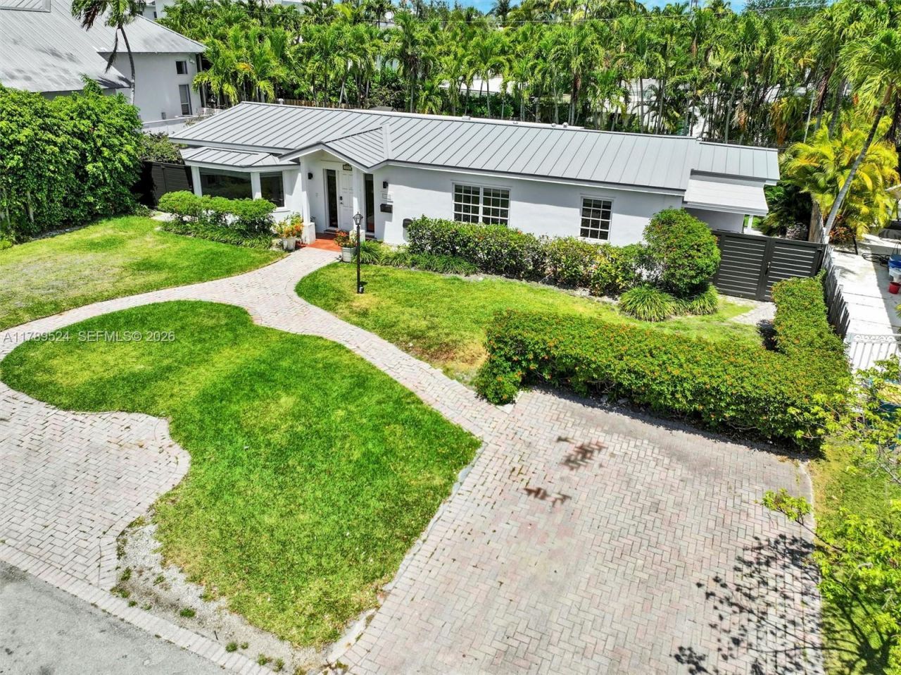 255 Ridgewood Rd, Key Biscayne, FL 33149 Photo