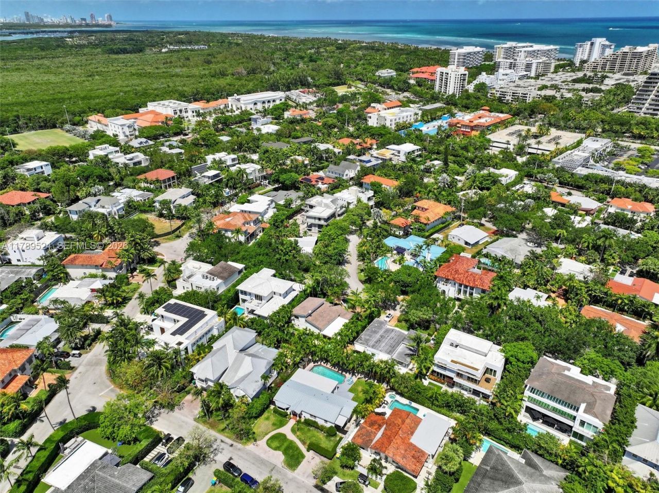 255 Ridgewood Rd, Key Biscayne, FL 33149 Photo