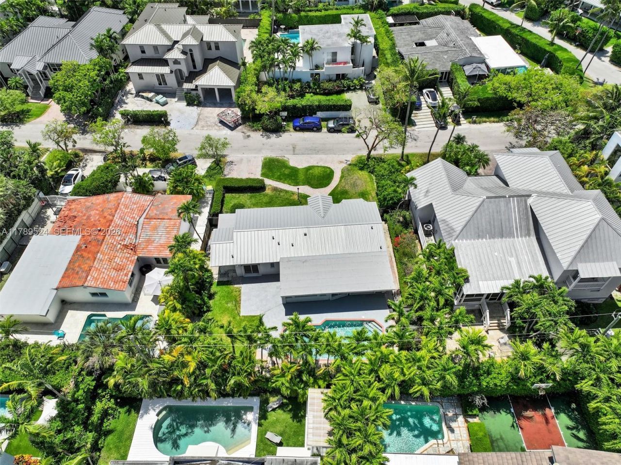 255 Ridgewood Rd, Key Biscayne, FL 33149 Photo