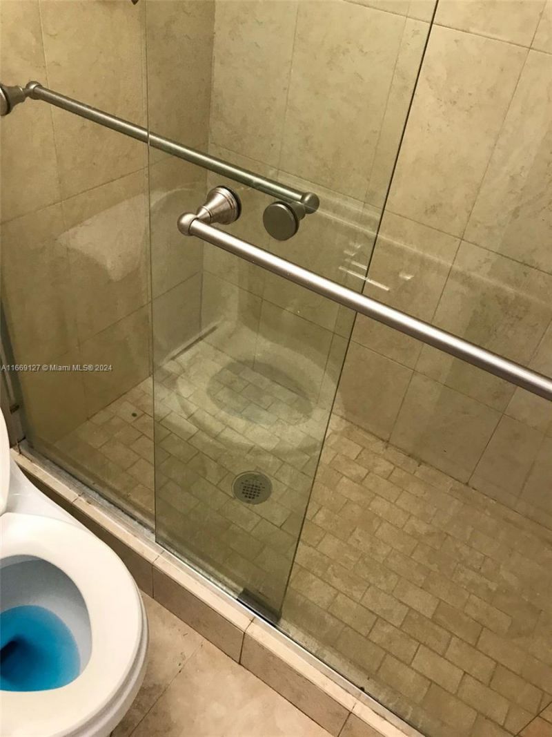 423 NE 210th Cir Ter, Unit 104-25, Miami, FL 33179 Photo