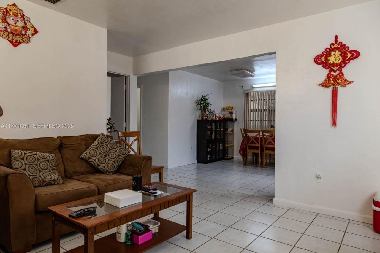 791 NW 22nd Pl, Miami, FL 33125 Photo