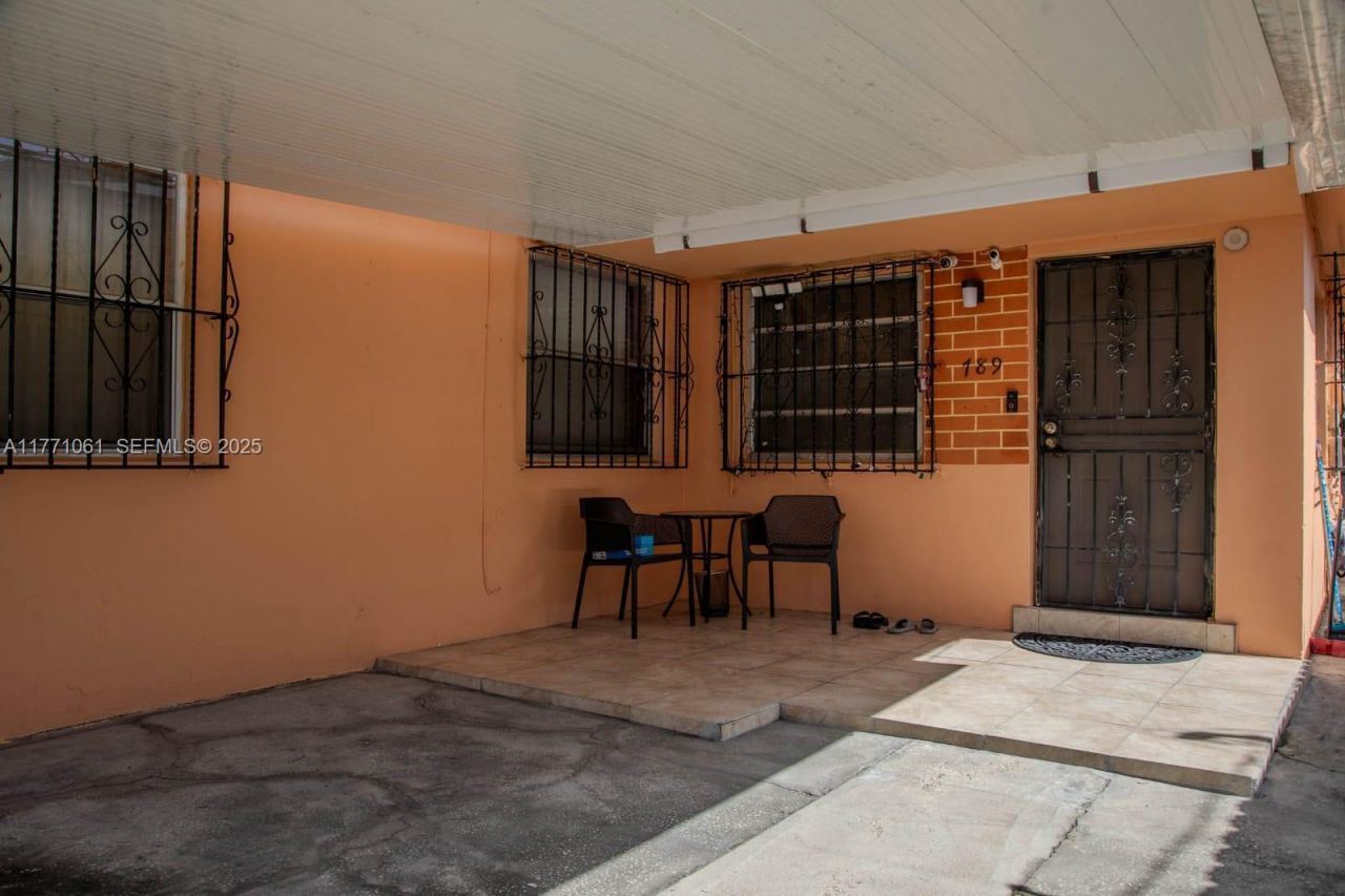 791 NW 22nd Pl, Miami, FL 33125 Photo