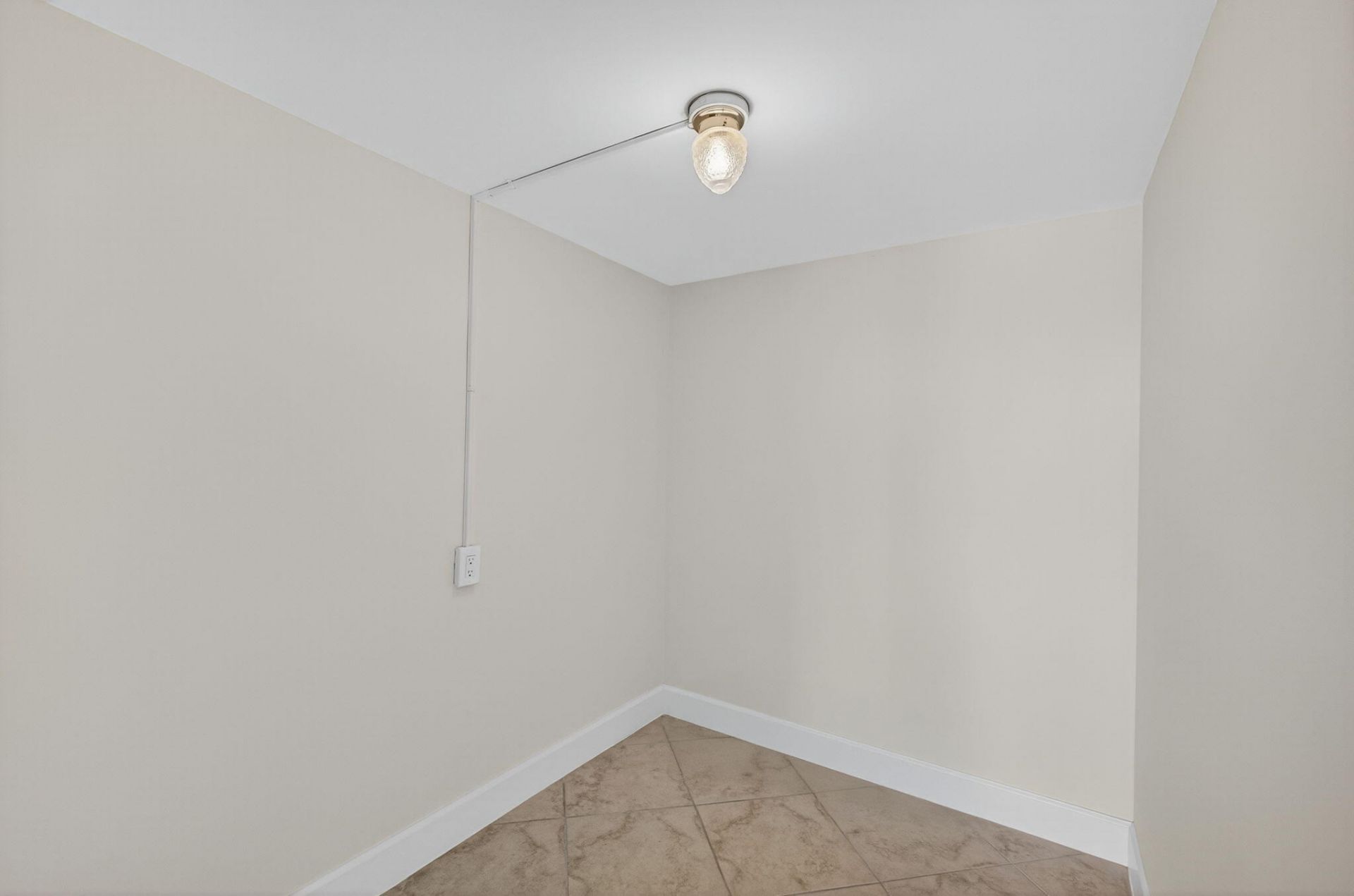 100 Waterway Road, Unit A304, Tequesta, FL 33469 Photo