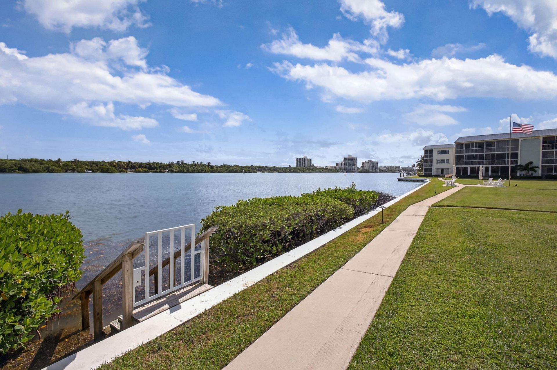 100 Waterway Road, Unit A304, Tequesta, FL 33469 Photo