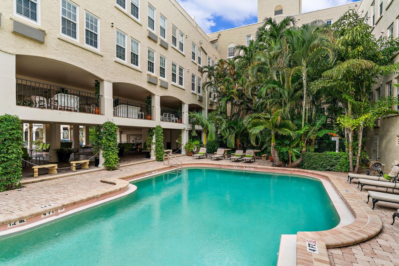 235 Sunrise Avenue, Unit 1109, Palm Beach, FL 33480 Photo