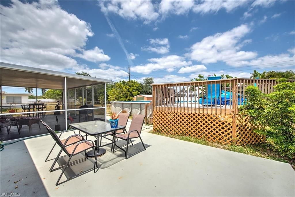 725 Sesame Ct, Cape Coral, FL 33904 Photo