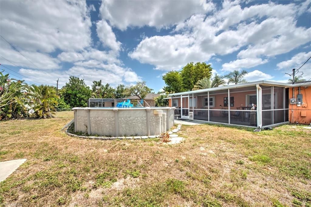 725 Sesame Ct, Cape Coral, FL 33904 Photo
