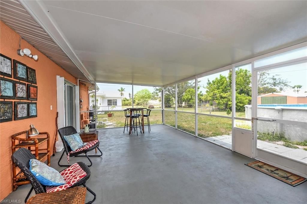 725 Sesame Ct, Cape Coral, FL 33904 Photo