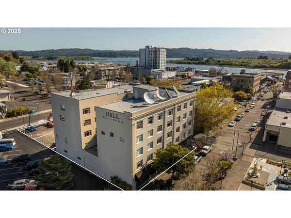 340 CENTRAL AVE, Coos Bay, OR 97420