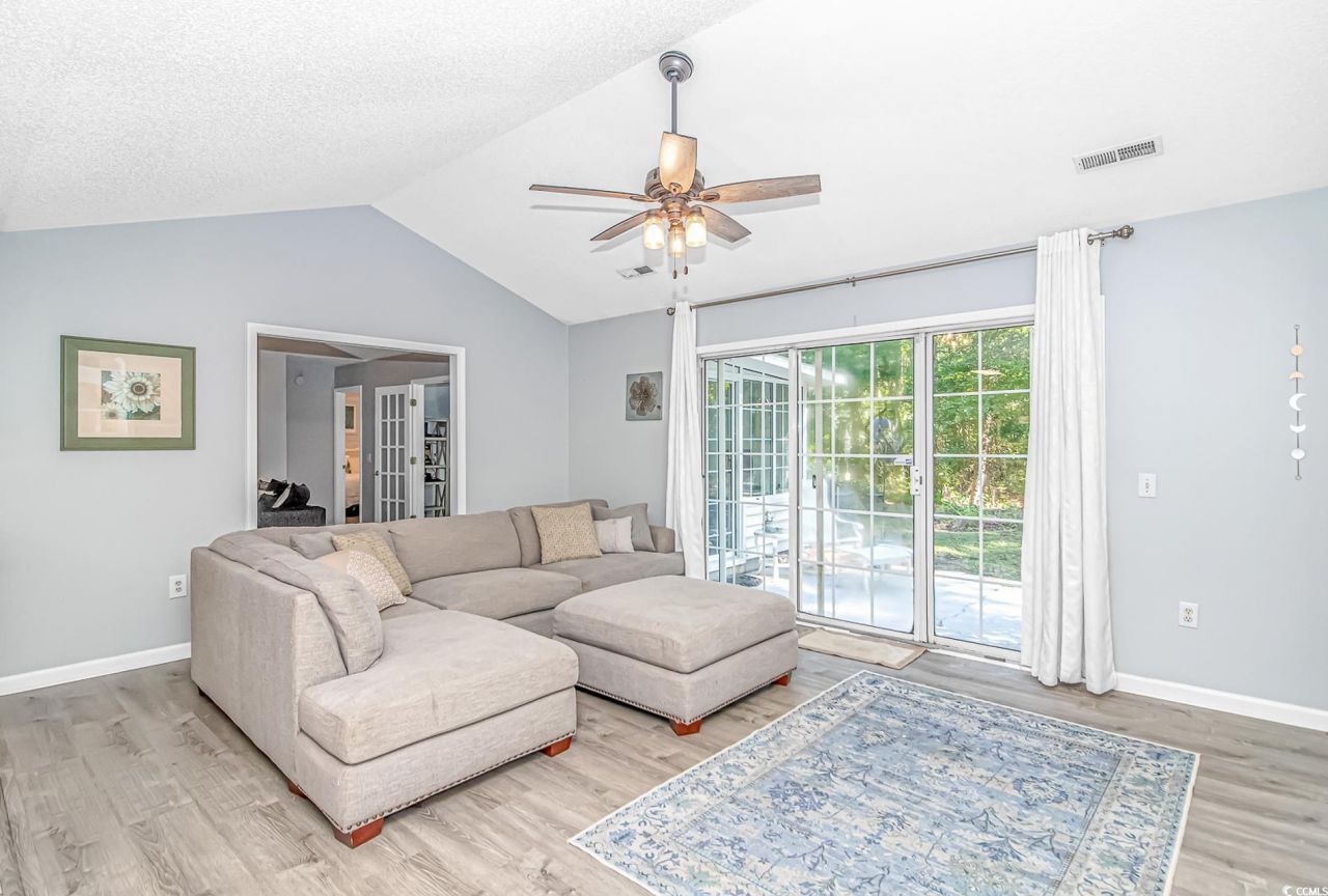 5 Old Barge Dr. Photo 11