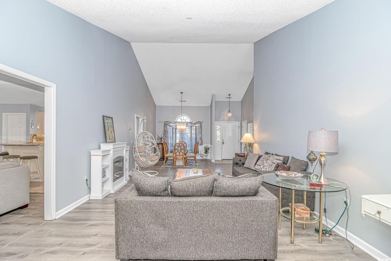 5 Old Barge Dr. Photo 6