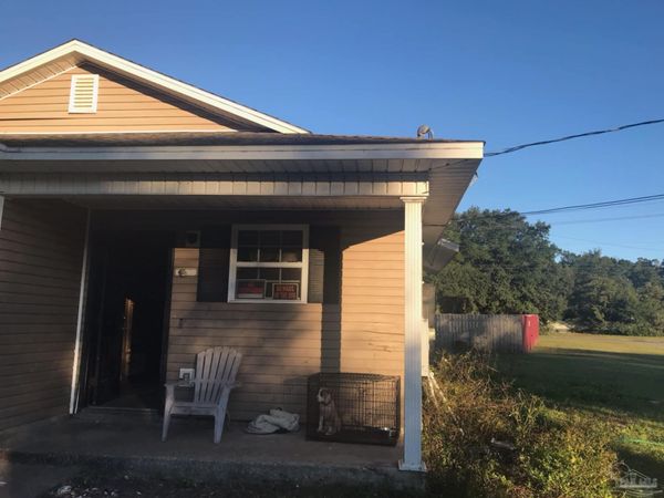 2208 Oakwood Ave, Pensacola, FL 32505