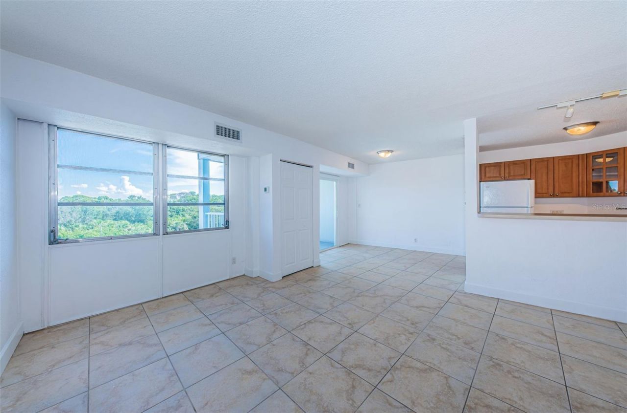 3315 58th Avenue S, Unit 509, Saint Petersburg, FL 33711 Photo