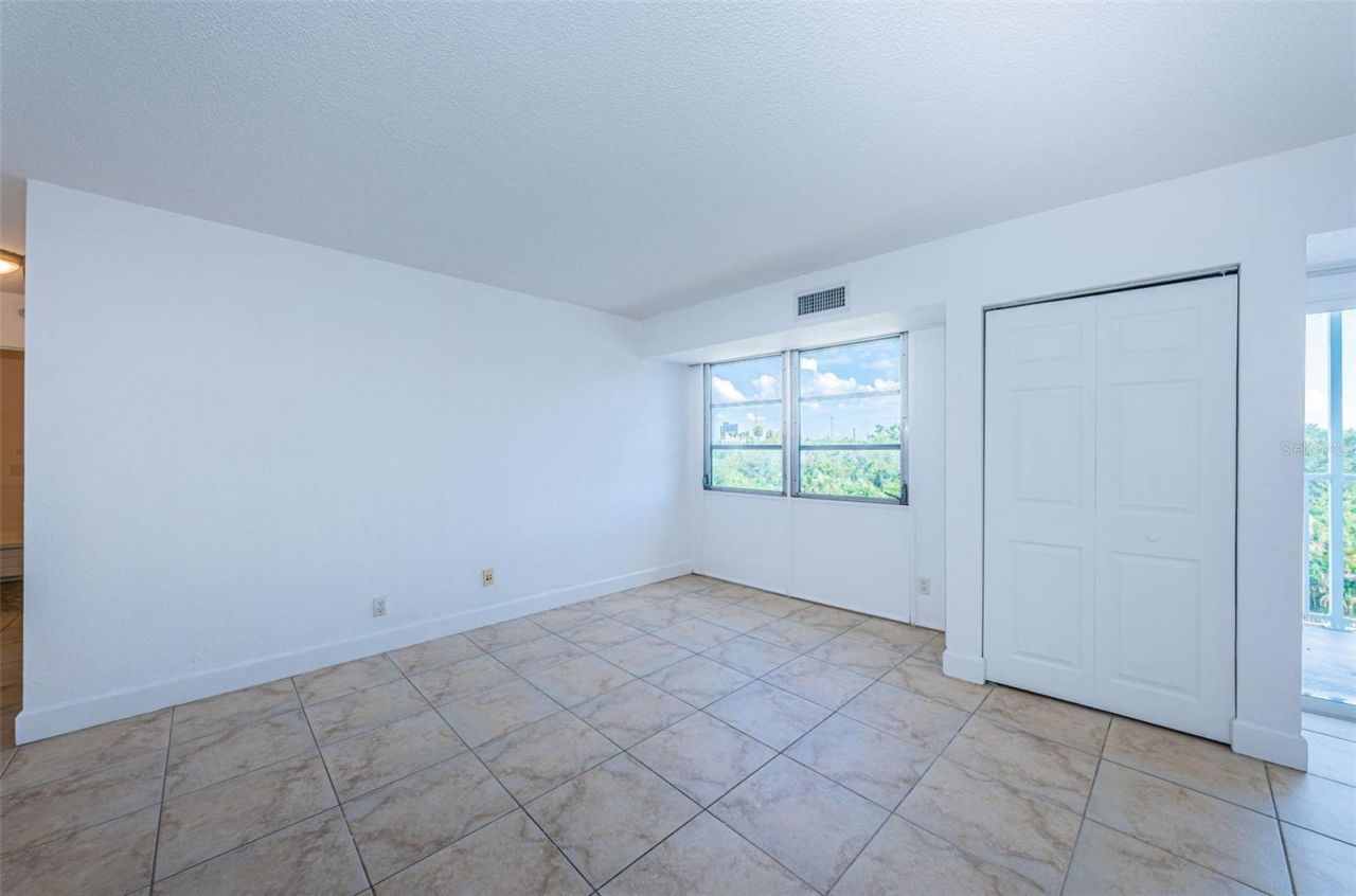 3315 58th Avenue S, Unit 509, Saint Petersburg, FL 33711 Photo