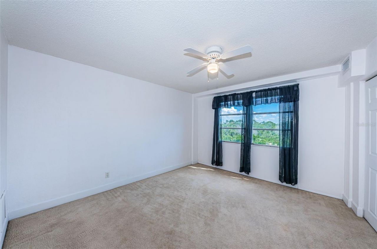 3315 58th Avenue S, Unit 509, Saint Petersburg, FL 33711 Photo