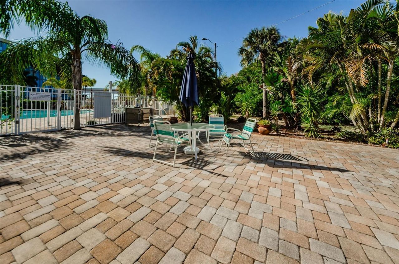 3315 58th Avenue S, Unit 509, Saint Petersburg, FL 33711 Photo