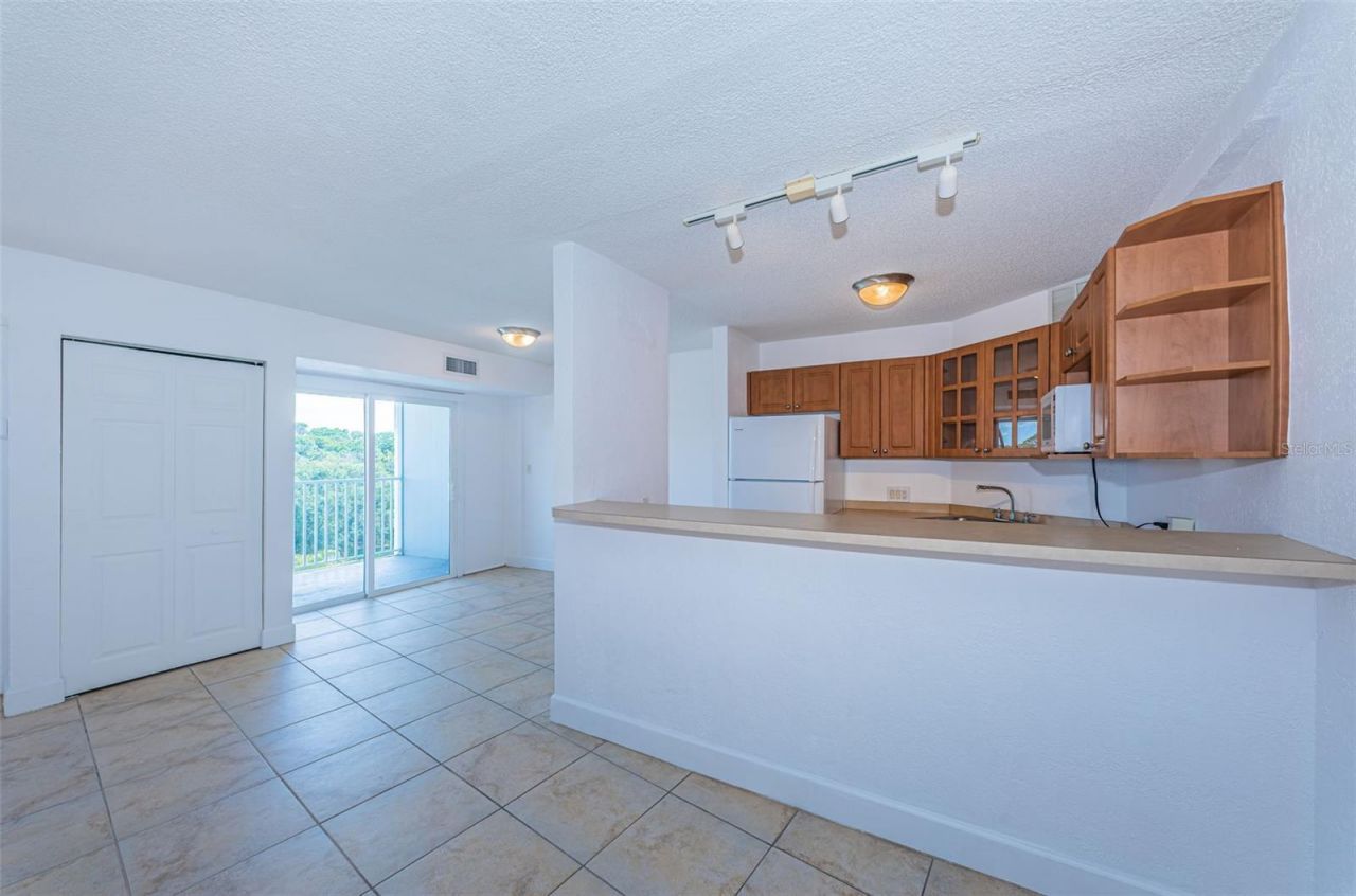 3315 58th Avenue S, Unit 509, Saint Petersburg, FL 33711 Photo