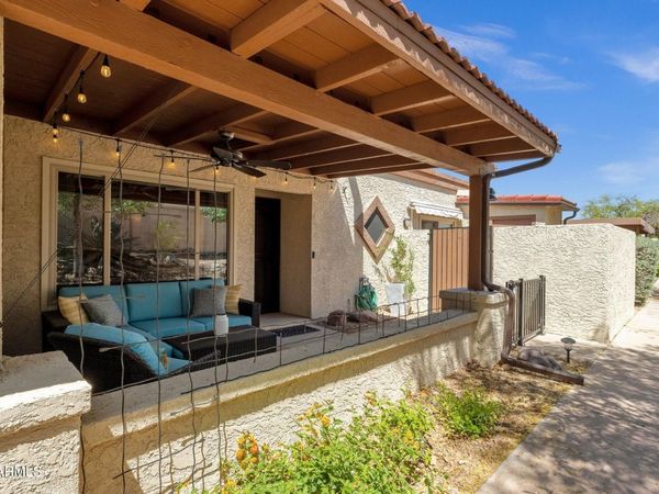 13636 N HAMILTON Drive, Unit 101, Fountain Hills, AZ 85268