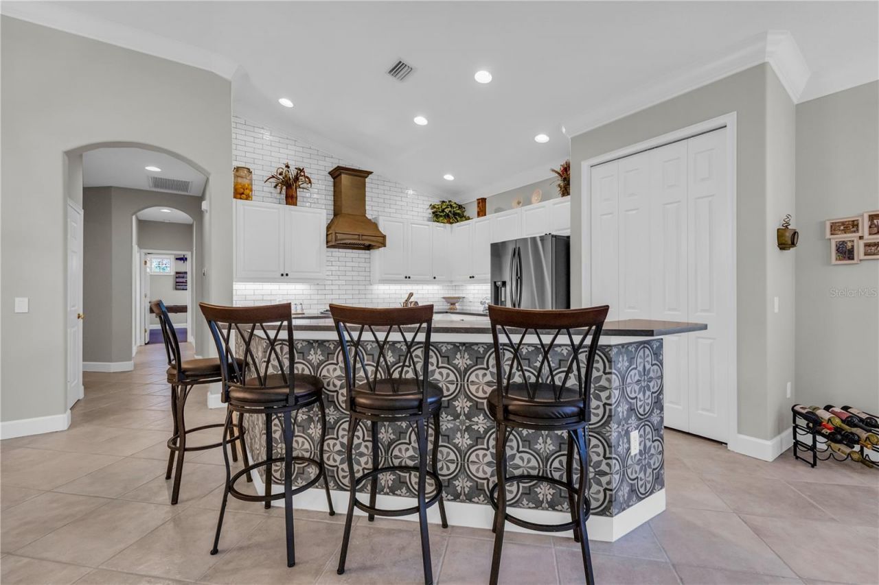 927 River Basin Court, Unit 201C, Bradenton, FL 34212 Photo