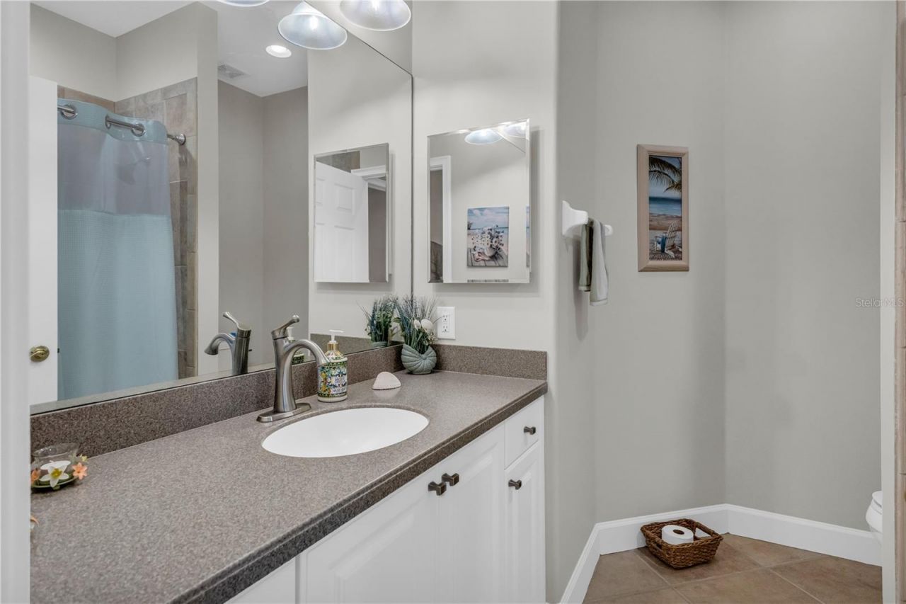 927 River Basin Court, Unit 201C, Bradenton, FL 34212 Photo