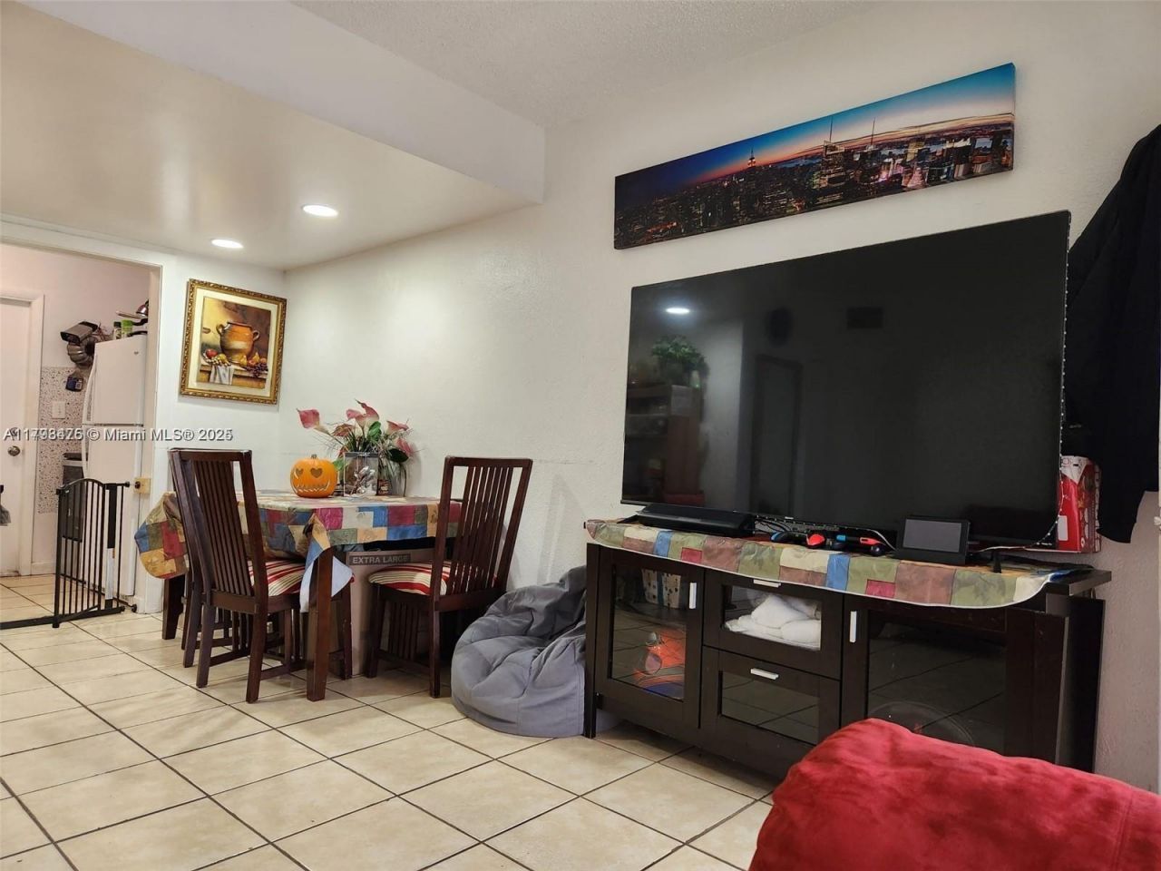 1243 NW 61st St, Miami, FL 33142 Photo