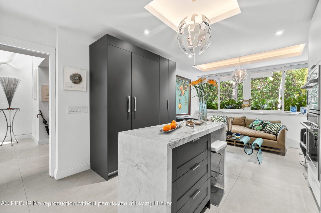 2335 S Ocean Boulevard, Unit C-9, Palm Beach, FL 33480 Photo