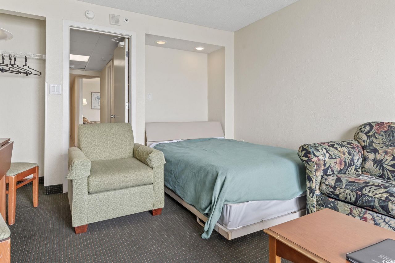 2300 N Ocean Blvd. Photo 28