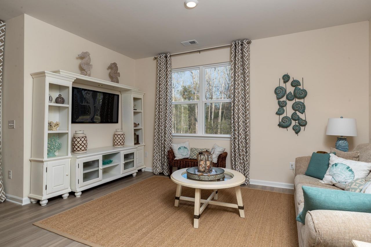 304 Clear Lake Dr. Photo 10