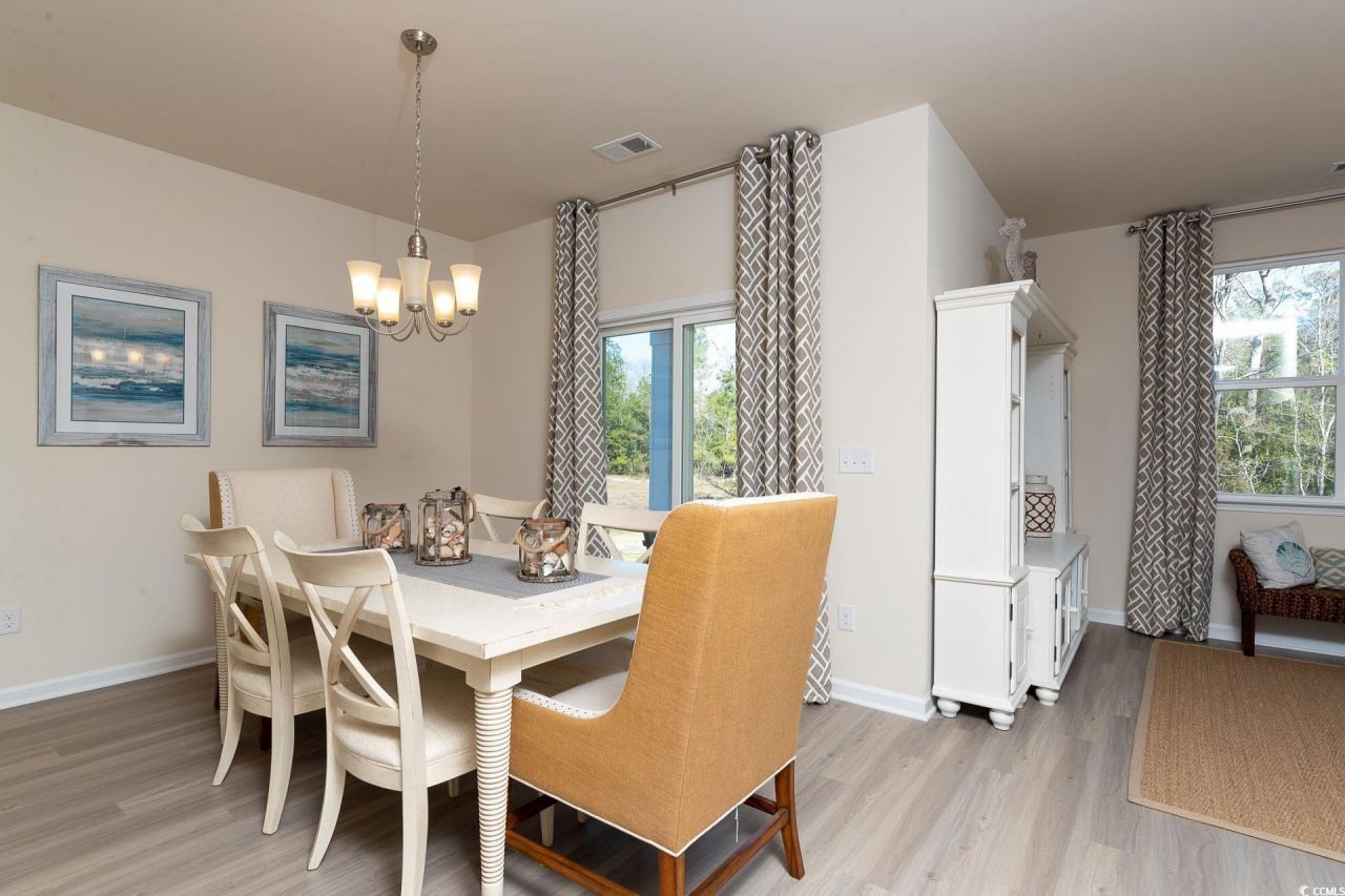 304 Clear Lake Dr. Photo 6