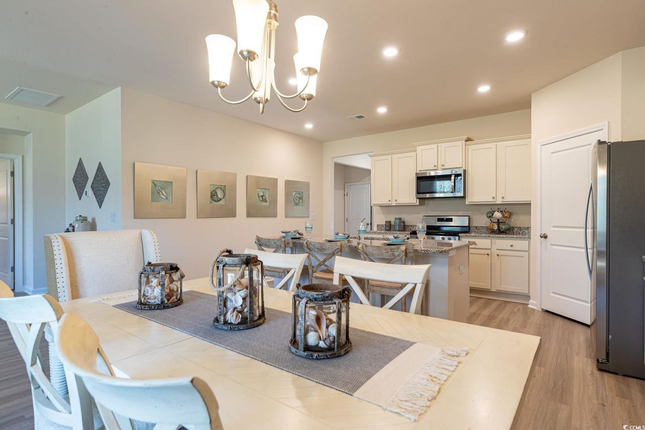 304 Clear Lake Dr. Photo 8