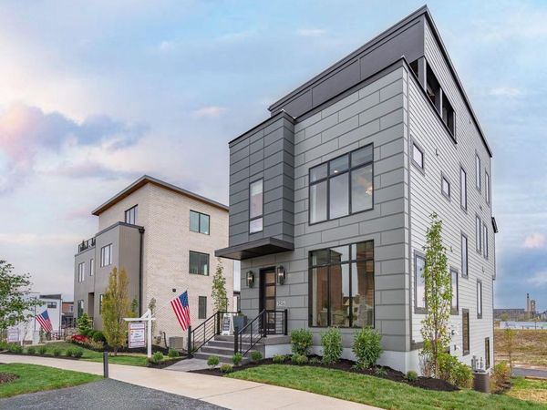 2926 Three Oaks Lane, Cincinnati, OH 45209