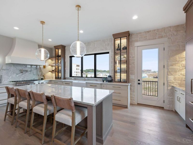 2926 Three Oaks Lane, Cincinnati, OH 45209 Photo 15