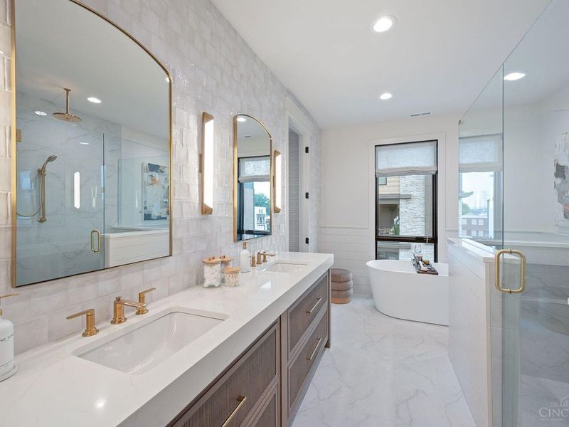 2926 Three Oaks Lane, Cincinnati, OH 45209 Photo 27