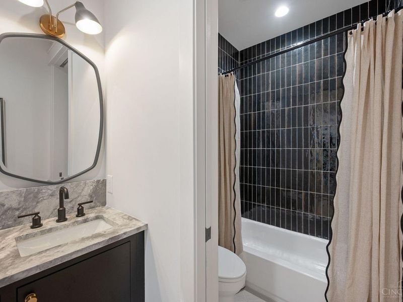 2926 Three Oaks Lane, Cincinnati, OH 45209 Photo 31