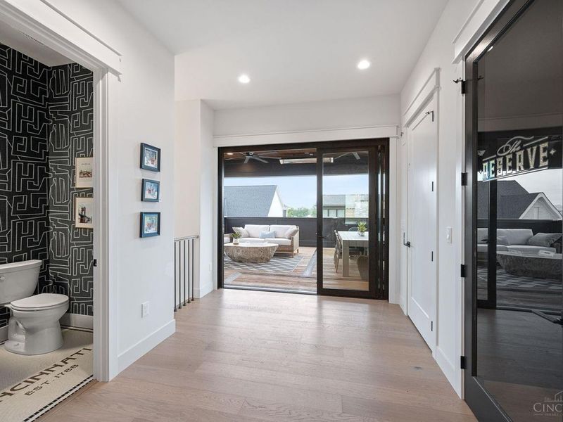 2926 Three Oaks Lane, Cincinnati, OH 45209 Photo 43