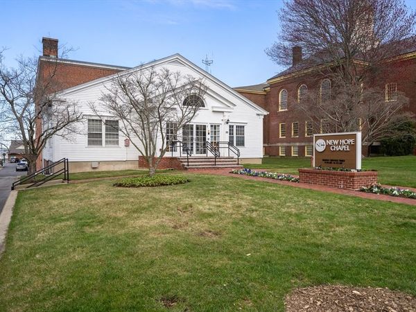 89 Court St, Plymouth, MA 02360