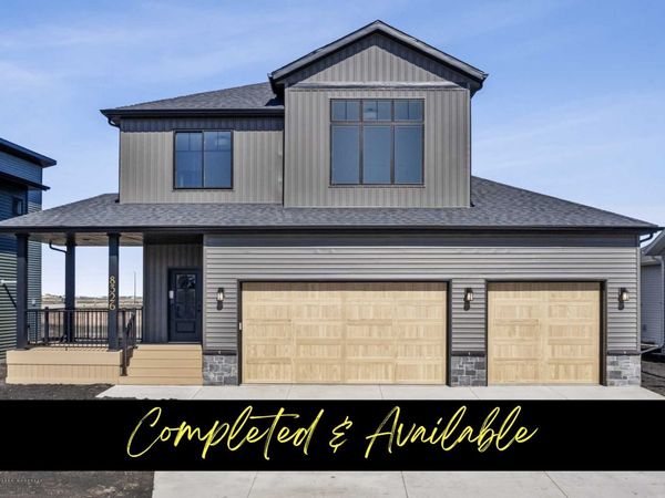 8326 61st Street S, Horace, ND 58047