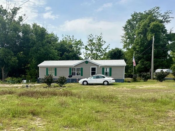 2010 O Hara Avenue, Sneads, FL 32460