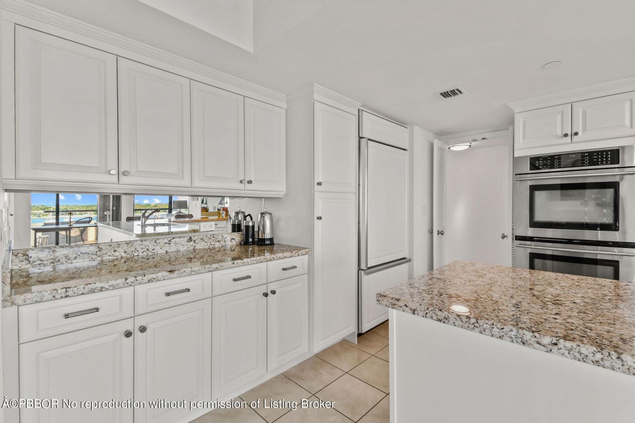 529 S Flagler Drive, Unit 9H, West Palm Beach, FL 33401 Photo