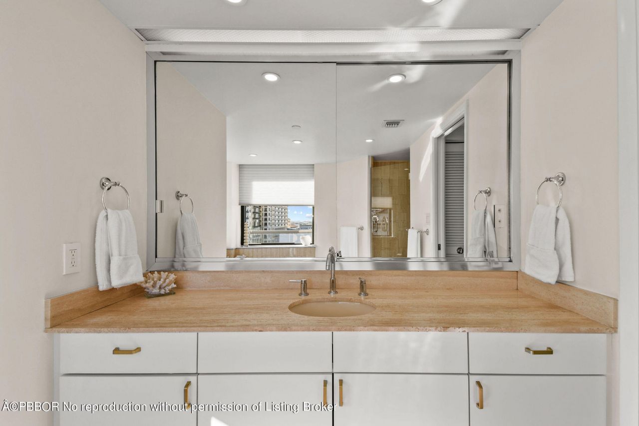 529 S Flagler Drive, Unit 9H, West Palm Beach, FL 33401 Photo