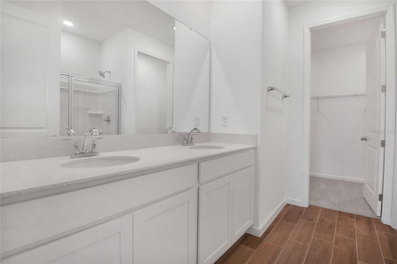 1007 Wisteria Way, Dundee, FL 33838 Photo