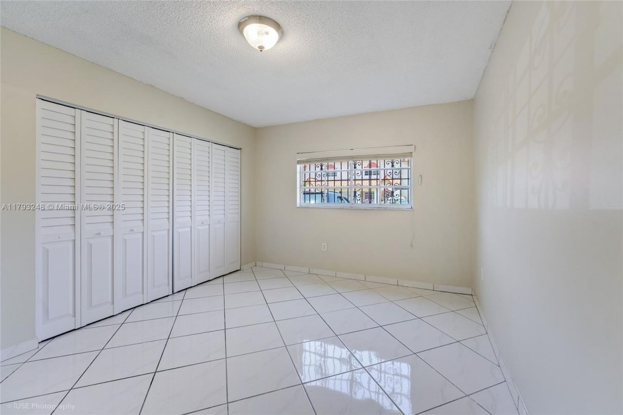 7724 W 29th Ln, Unit 101-38, Hialeah, FL 33018 Photo