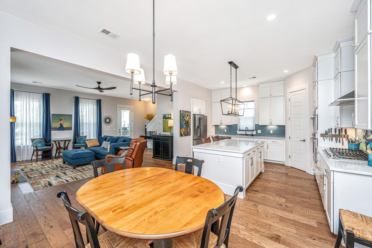 403 Ripple Park Drive Photo 12