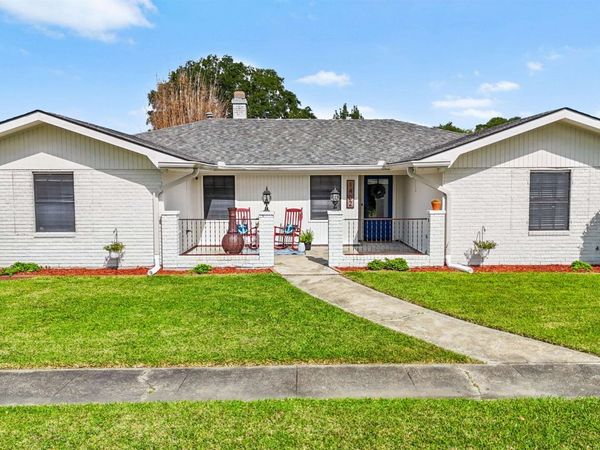 1402 Levee Drive, Houma, LA 70360